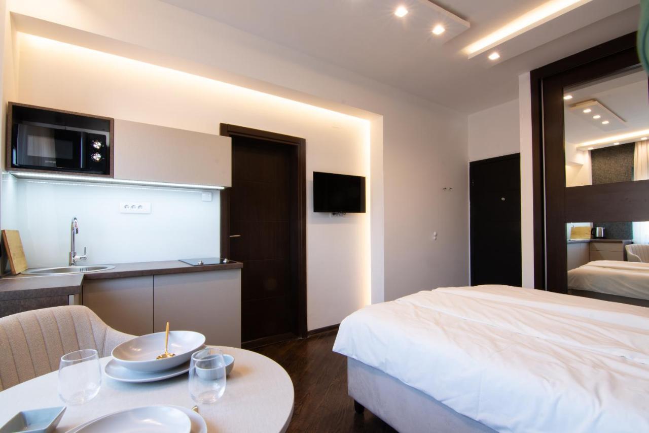 Square 6 Appartement Belgrado Buitenkant foto