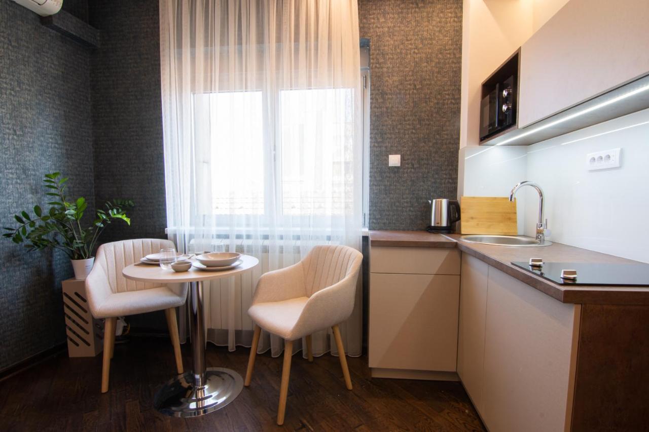 Square 6 Appartement Belgrado Buitenkant foto