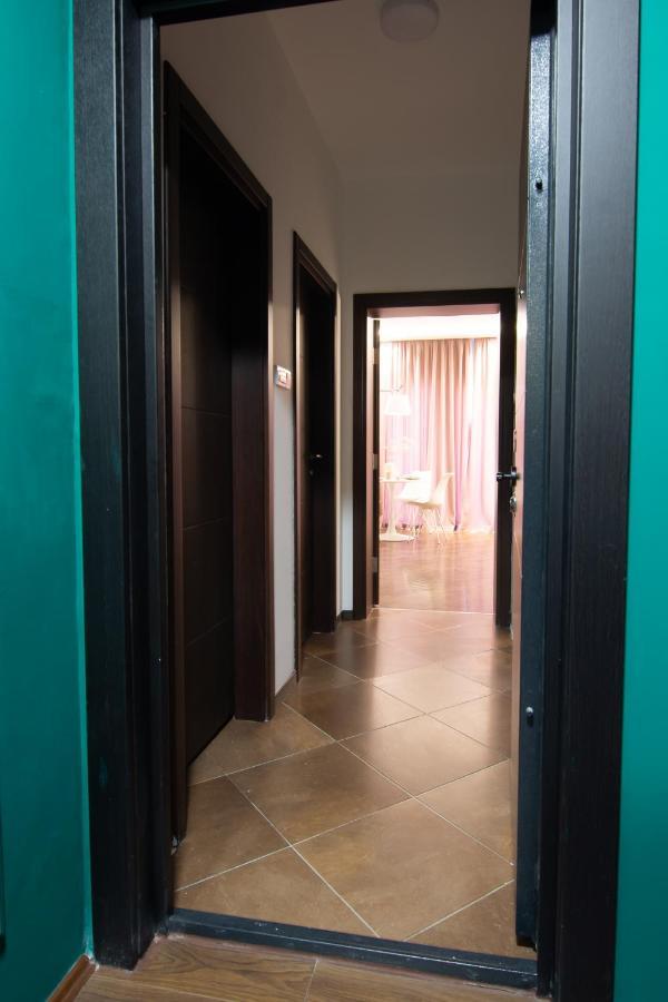 Square 6 Appartement Belgrado Buitenkant foto