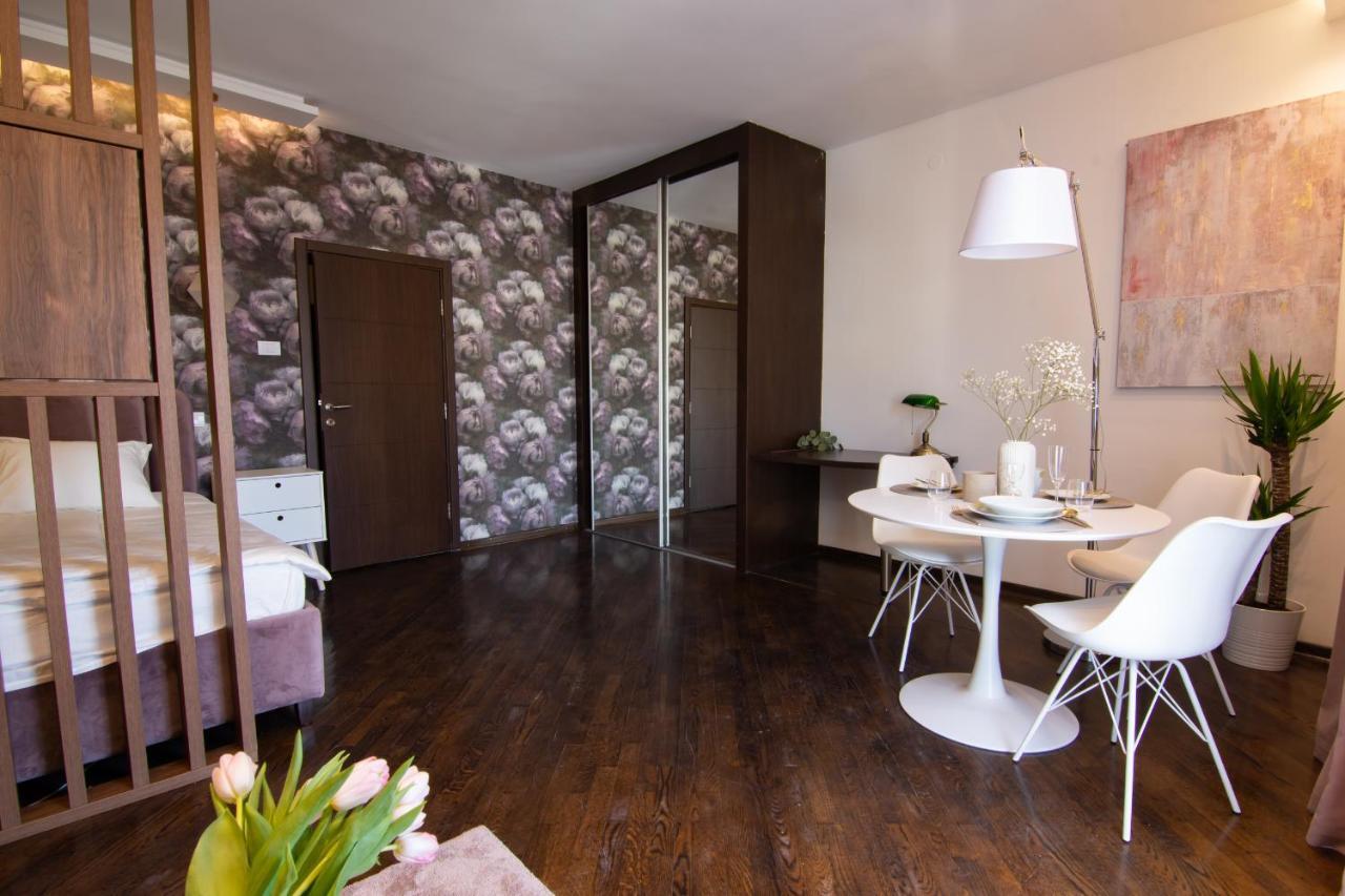 Square 6 Appartement Belgrado Buitenkant foto