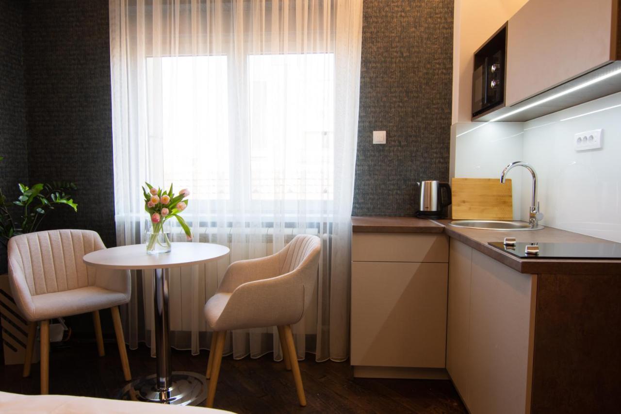 Square 6 Appartement Belgrado Buitenkant foto
